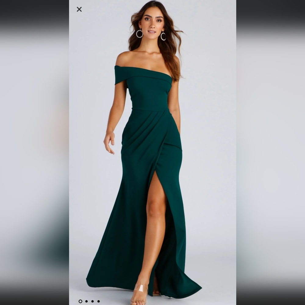 One shoulder dress